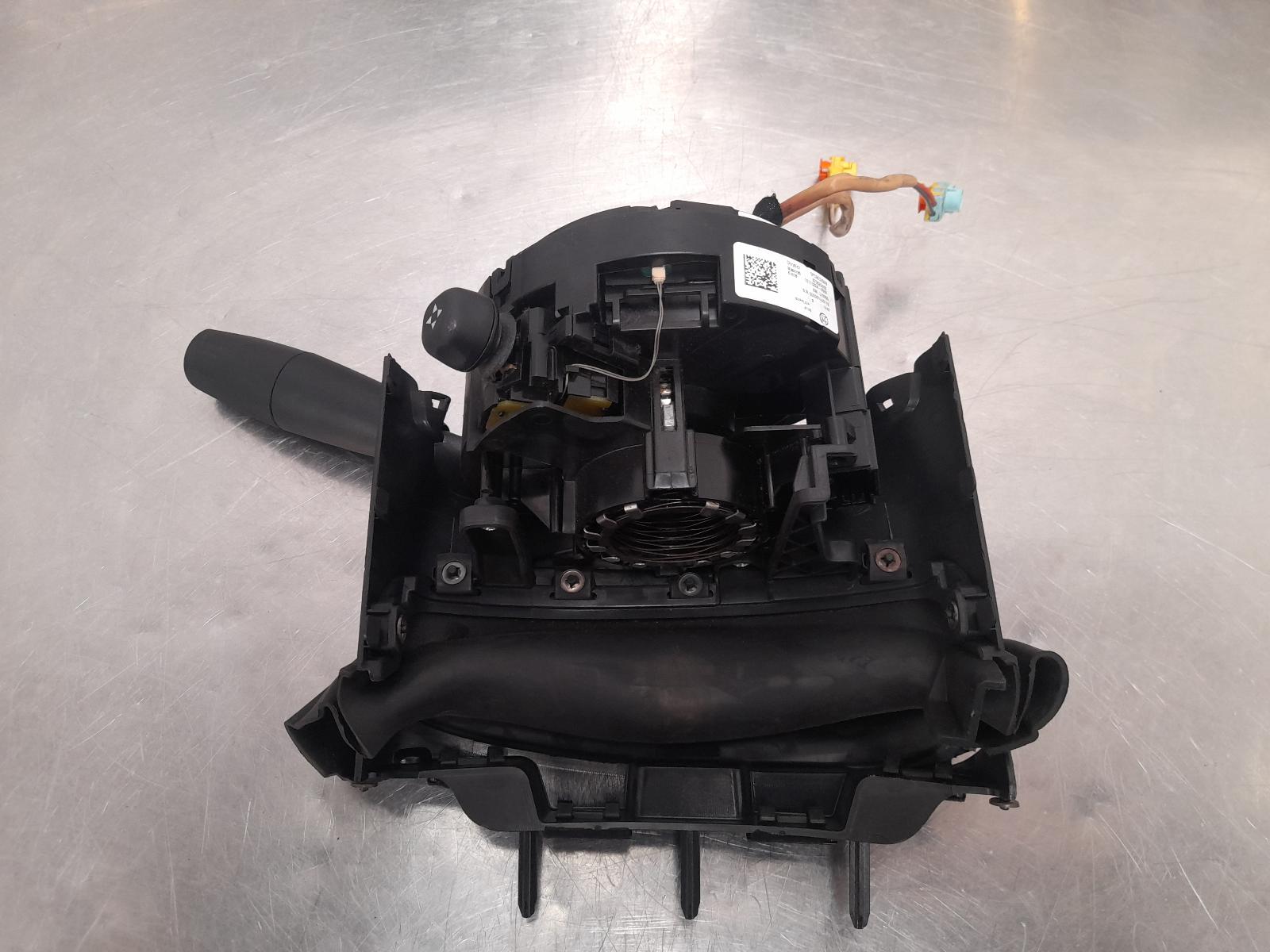 View Auto part Airbag Module/Sensor Maserati Quattroporte 2015