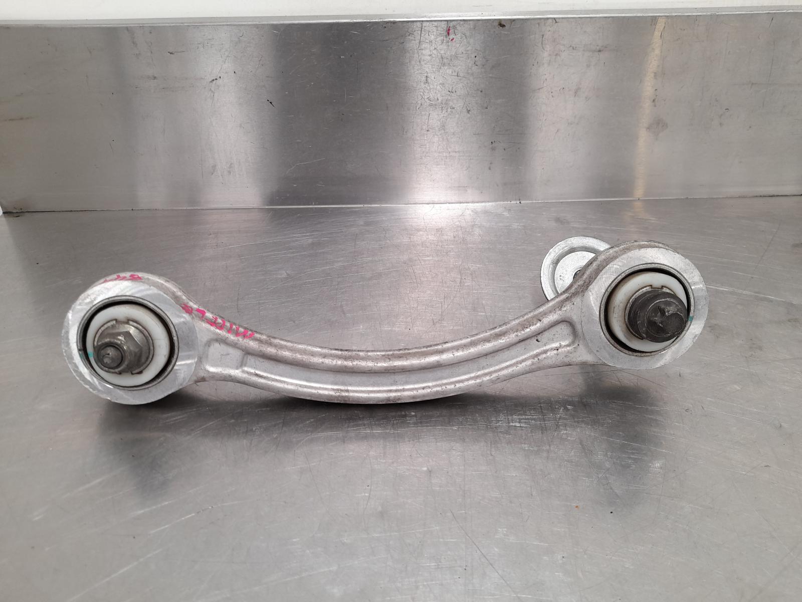 View Auto part Right Rear Trailing Arm Maserati Quattroporte 2015