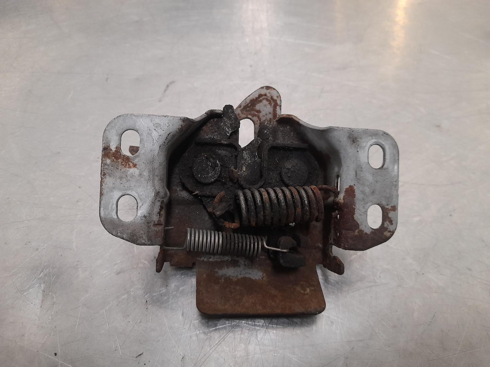 View Auto part Bonnet Lock/Support Suzuki Apv 2010