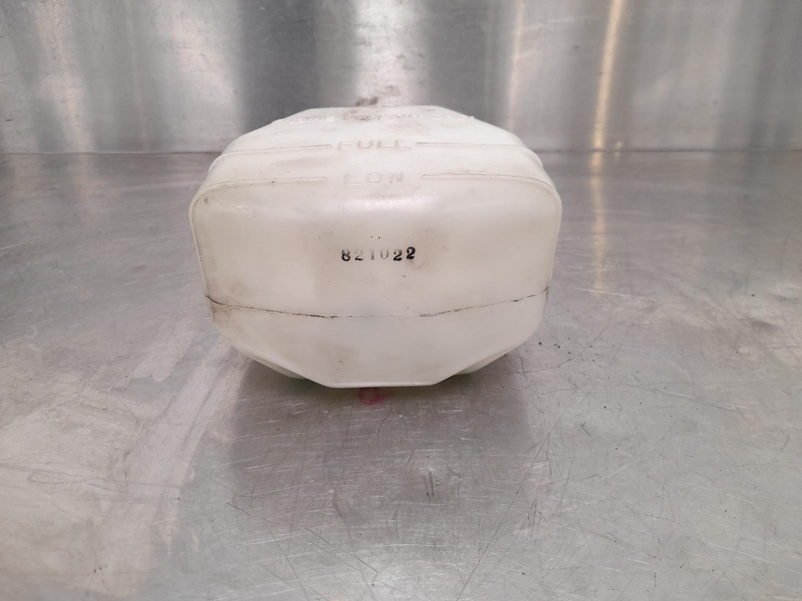 View Auto part Overflow Bottle Suzuki Apv 2010
