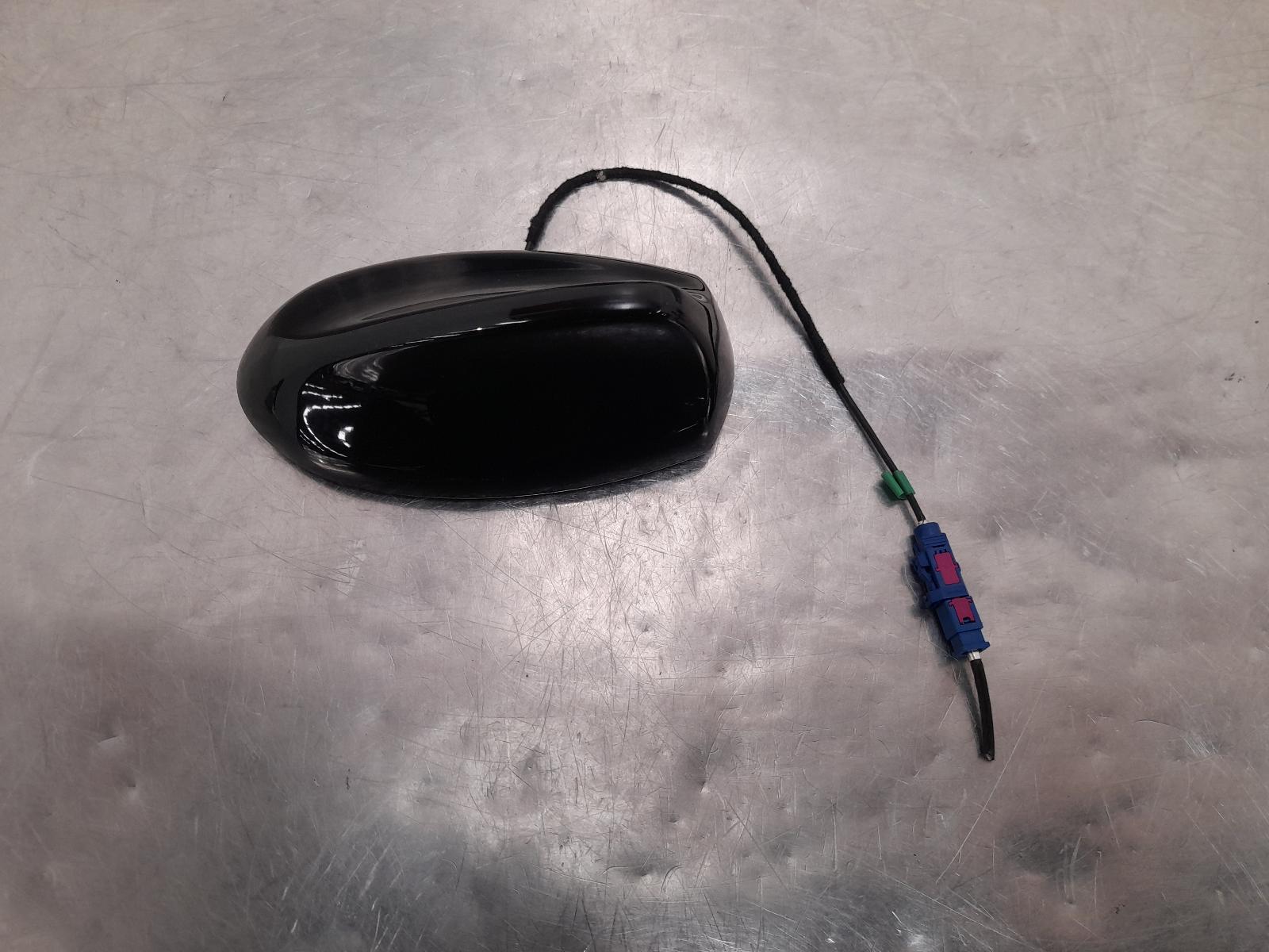 View Auto part Antenna Alfa Romeo Stelvio 2018