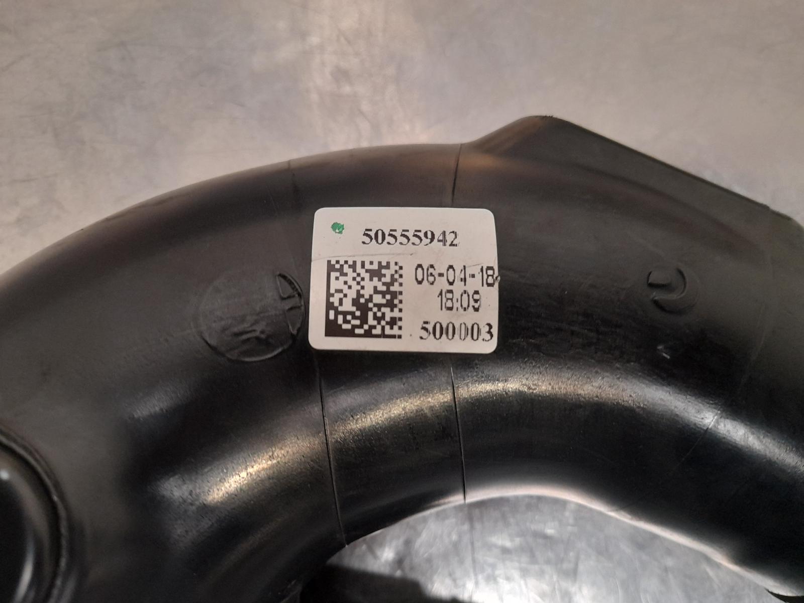View Auto part Air Cleaner Duct/Hos Alfa Romeo Stelvio 2018