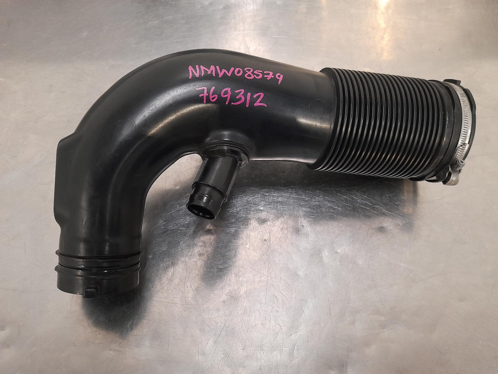 View Auto part Air Cleaner Duct/Hos Alfa Romeo Stelvio 2018