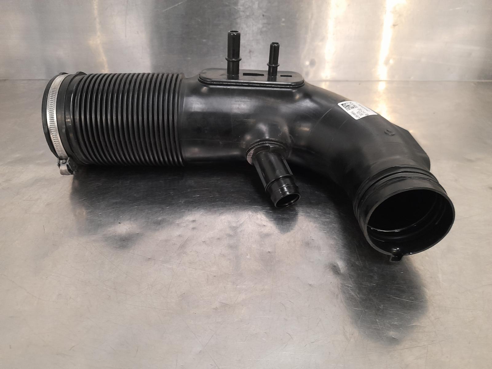 View Auto part Air Cleaner Duct/Hos Alfa Romeo Stelvio 2018