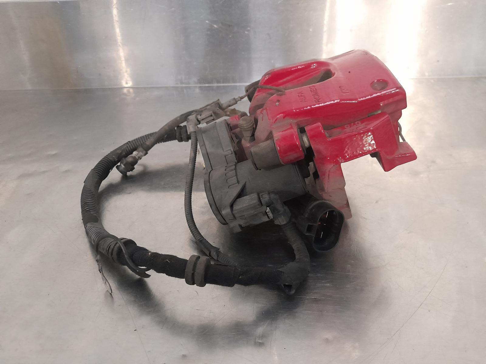 View Auto part Caliper Alfa Romeo Stelvio 2018
