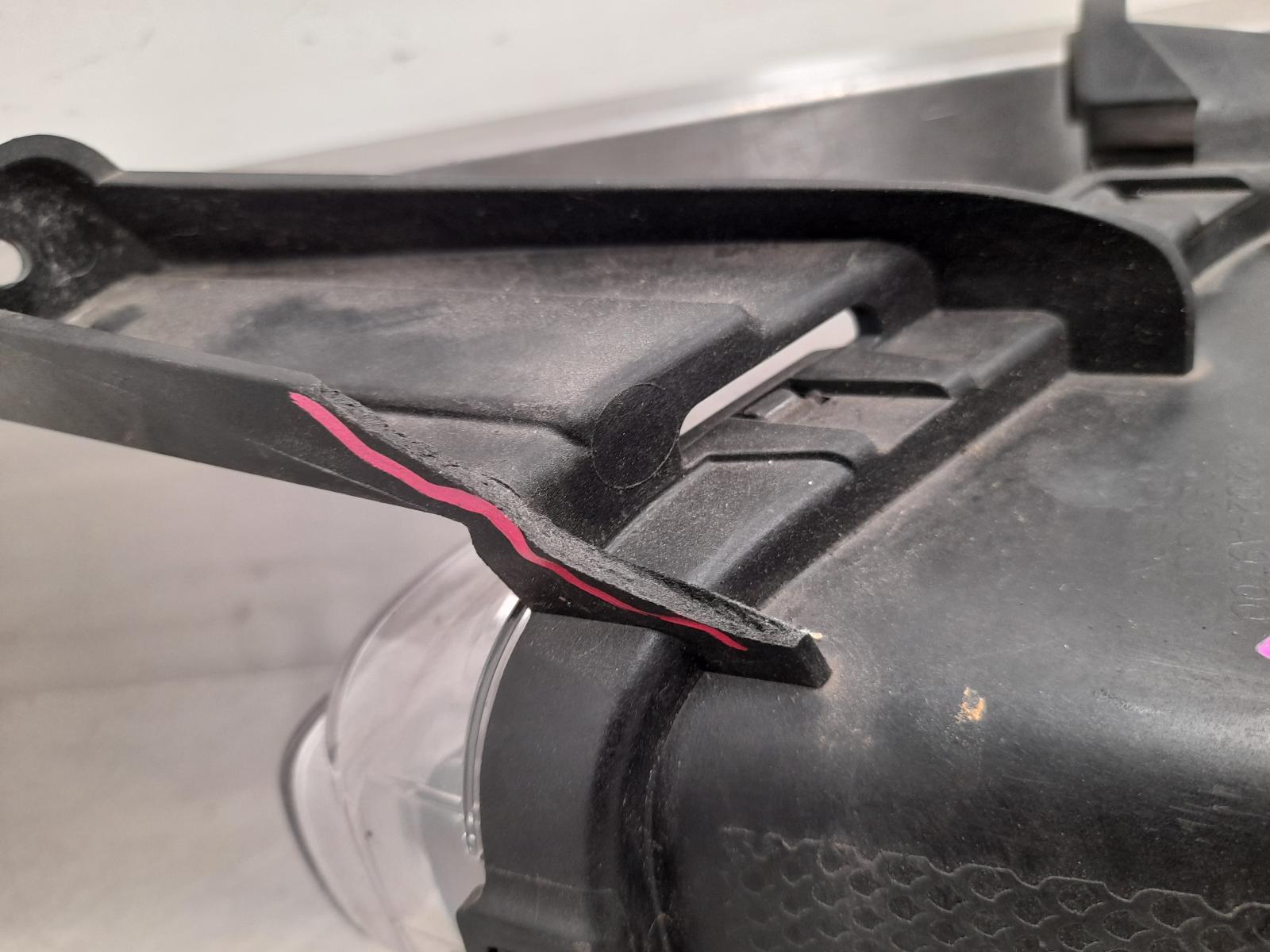 View Auto part Right Indicator/Fog/Side Kia Carnival/grand Carnival 2019