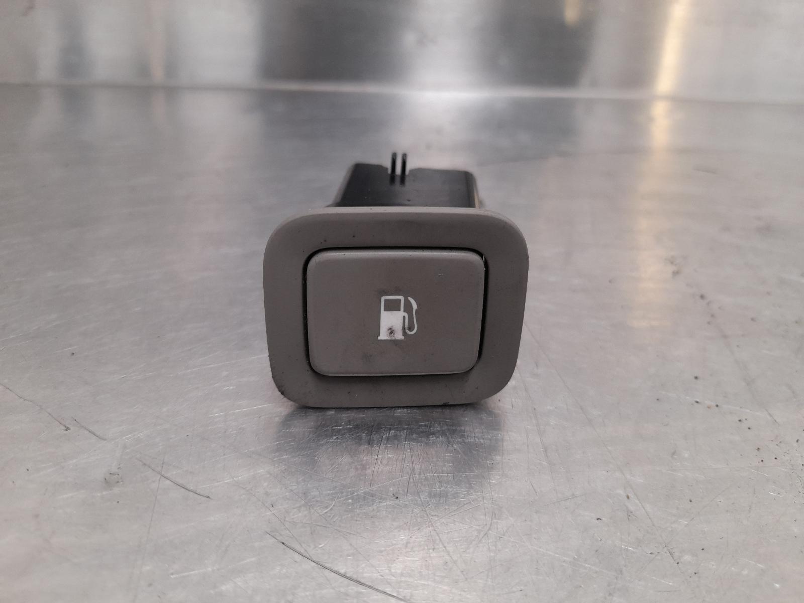 View Auto part Misc Switch/Relay Kia Carnival/grand Carnival 2019