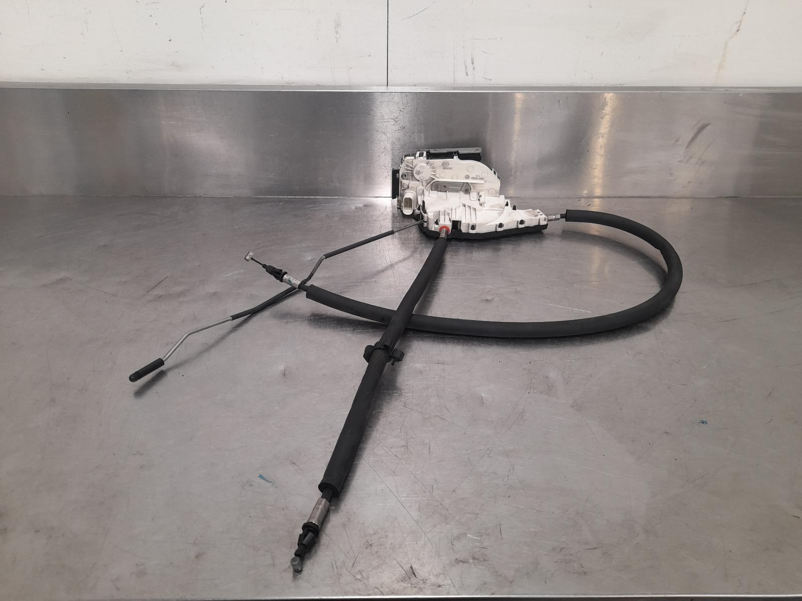 View Auto part Door/Boot/Gate Lock Maserati Quattroporte 2015