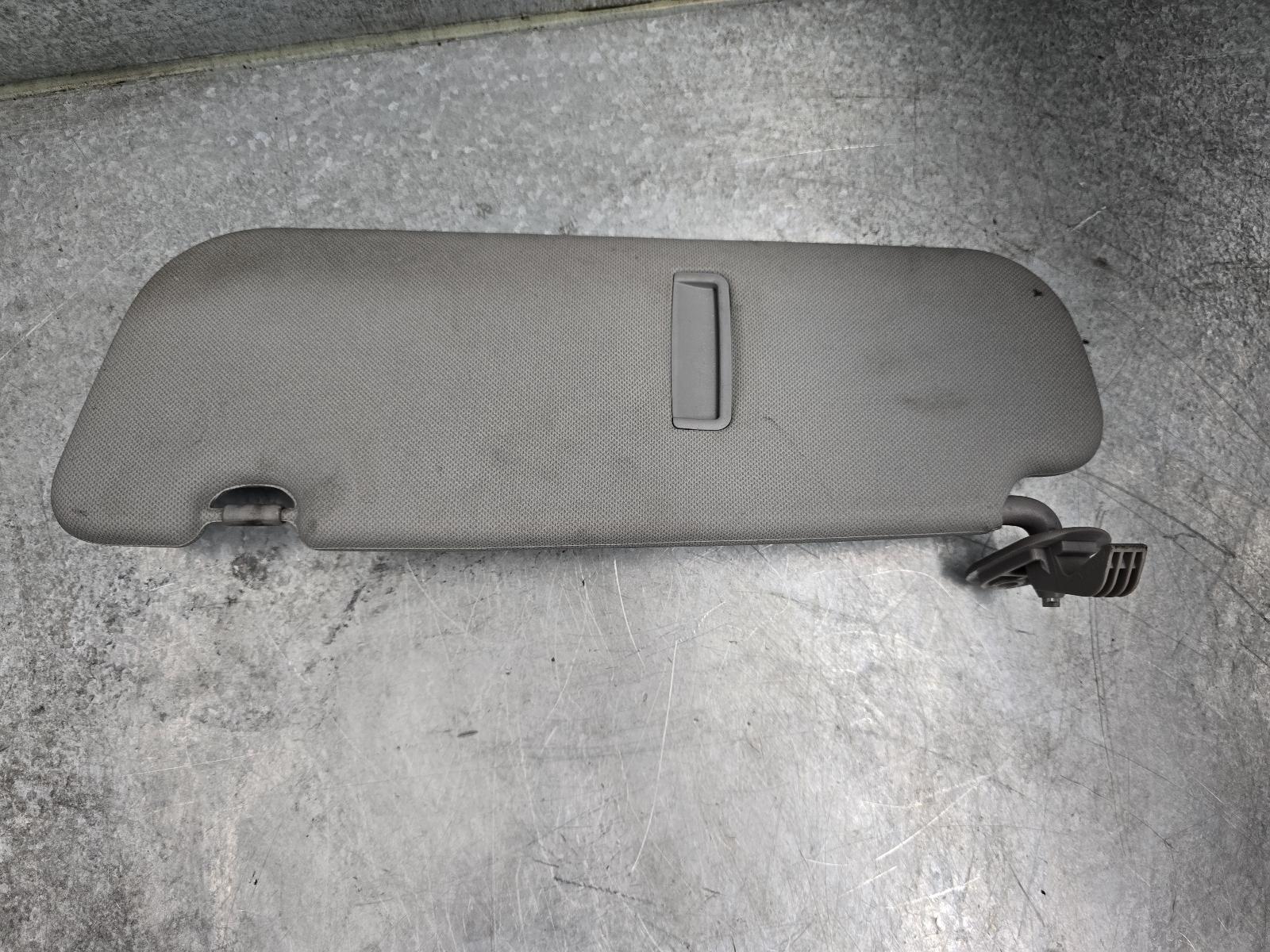 View Auto part Sunvisor Hyundai Veloster 2012