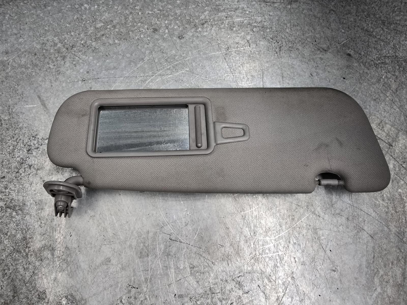 View Auto part Sunvisor Hyundai Veloster 2012