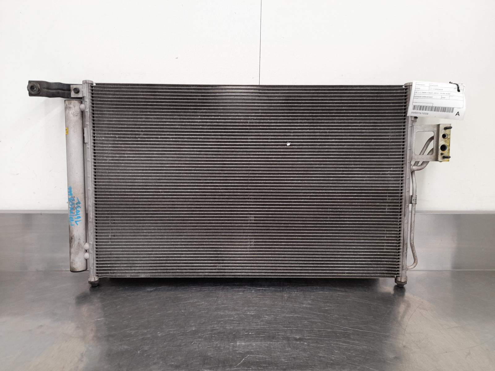 View Auto part A/C Condenser Hyundai Santa Fe 2008
