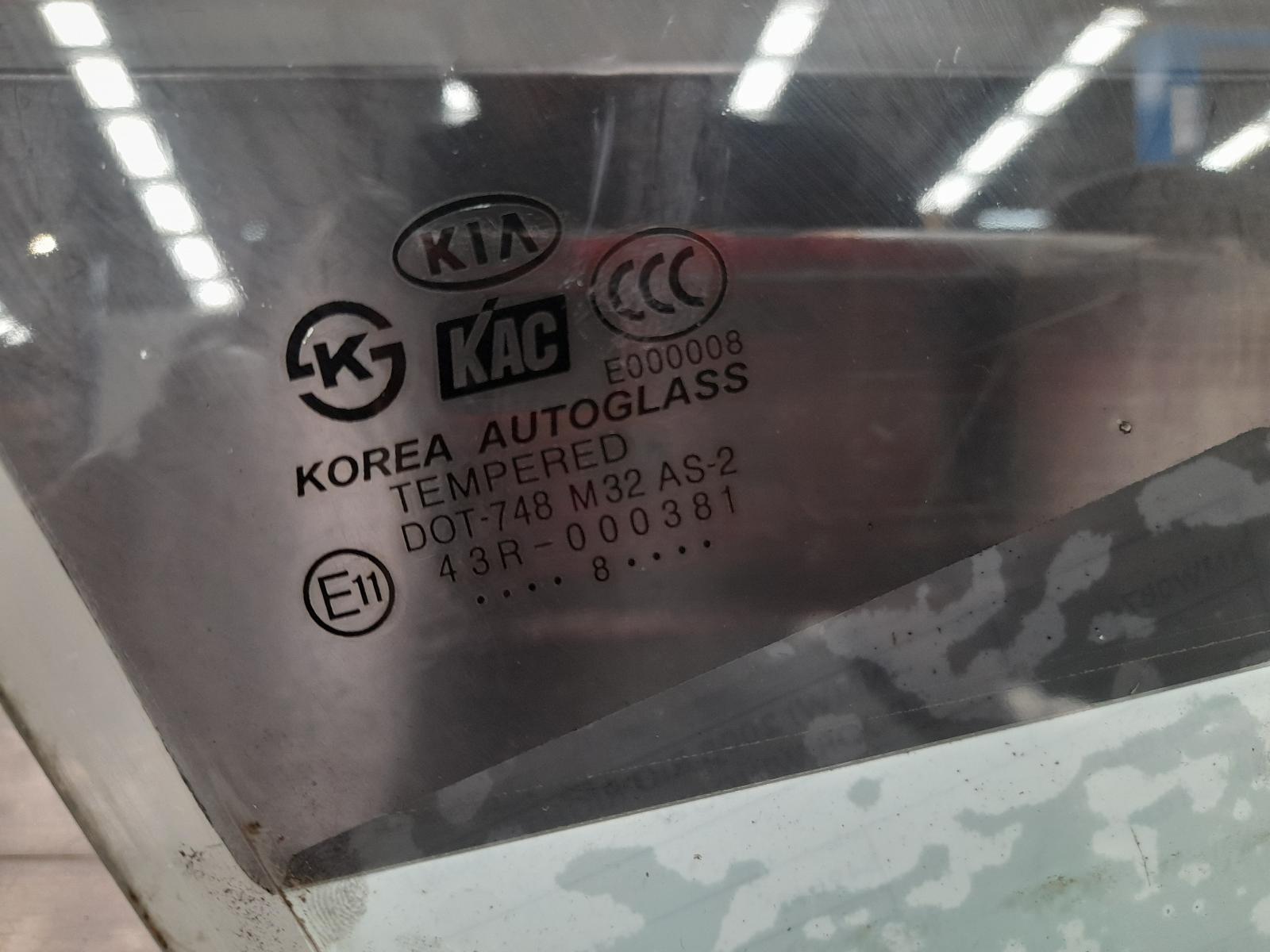 View Auto part Right Front Door Window Kia Rio 2008