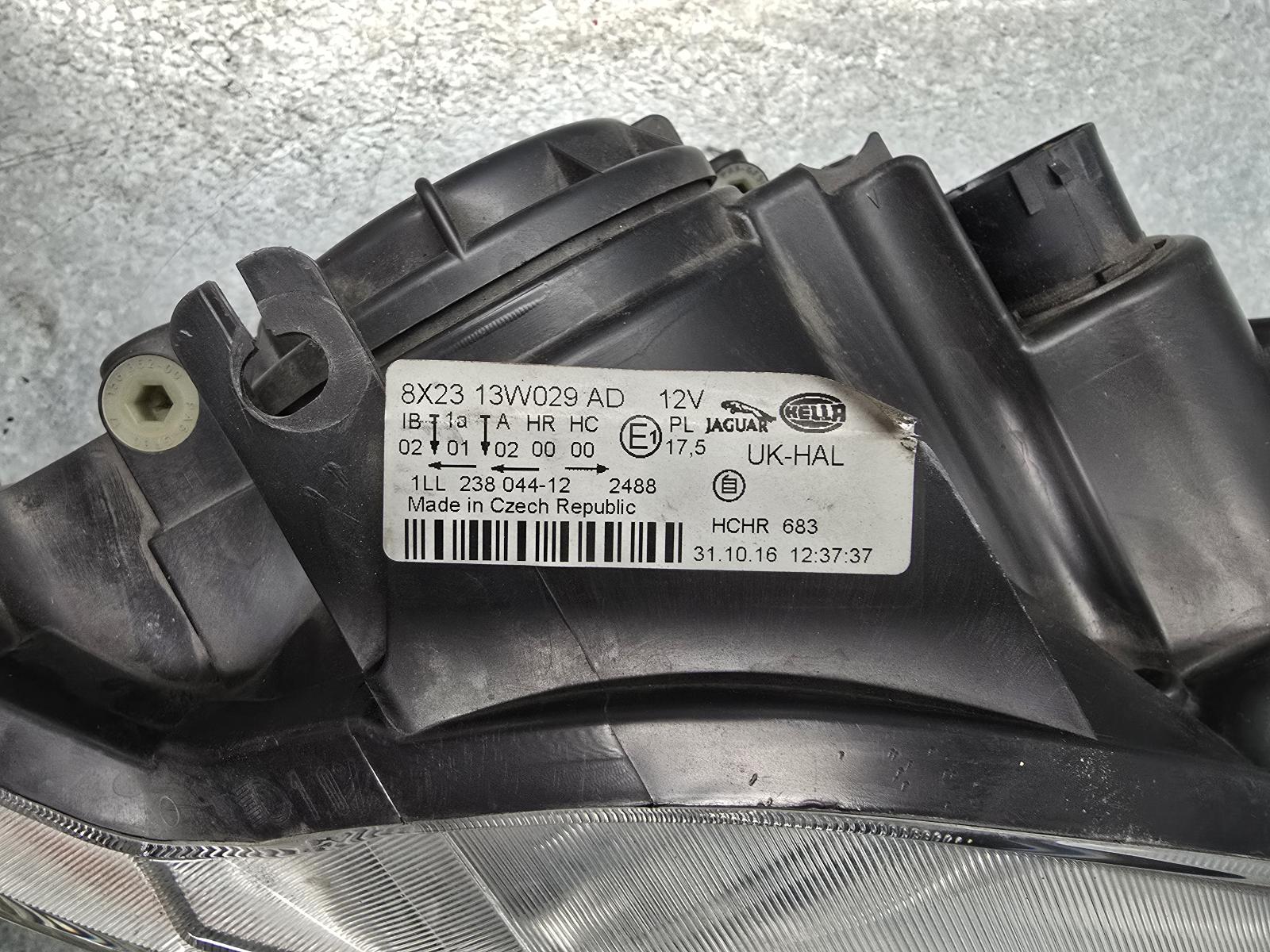 View Auto part Right Headlamp Jaguar Xf 2009
