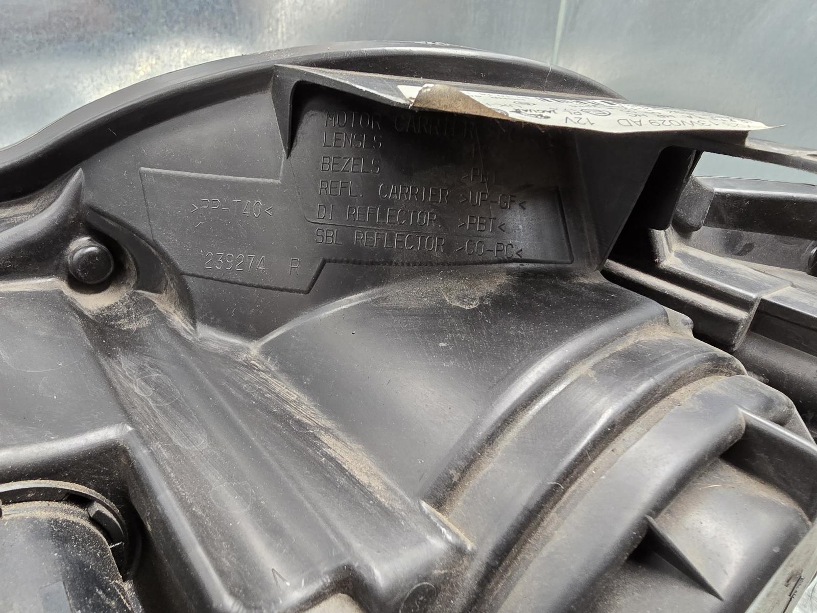 View Auto part Right Headlamp Jaguar Xf 2009