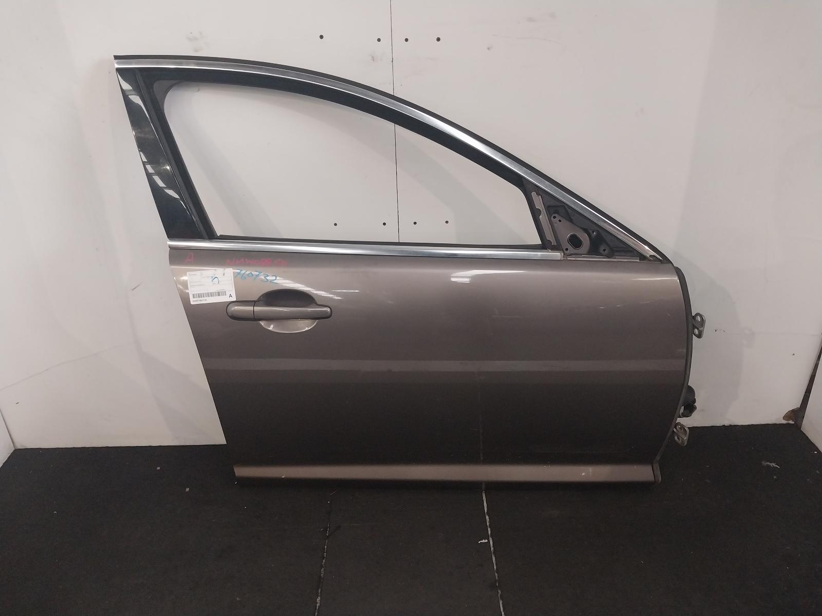 2009 Jaguar Xf Right Front Door View Auto part Right Front Door Jaguar Xf 2009