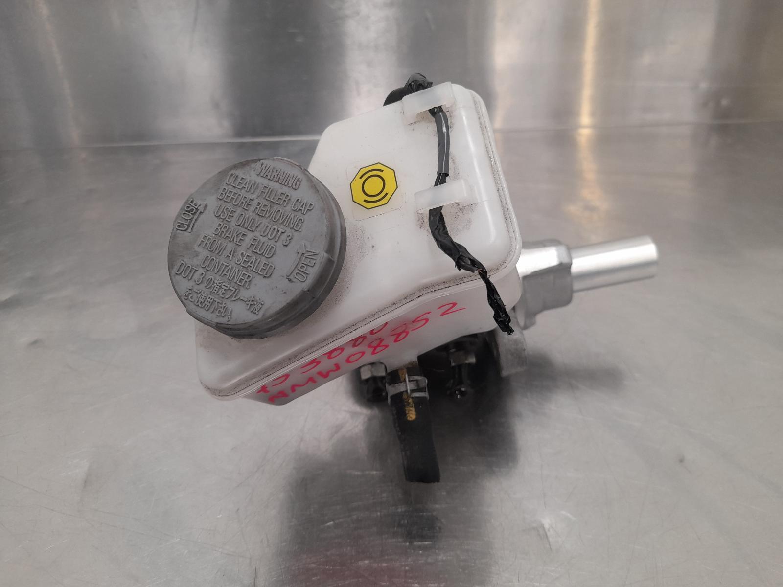 View Auto part Master Cylinder Suzuki Jimny 2022