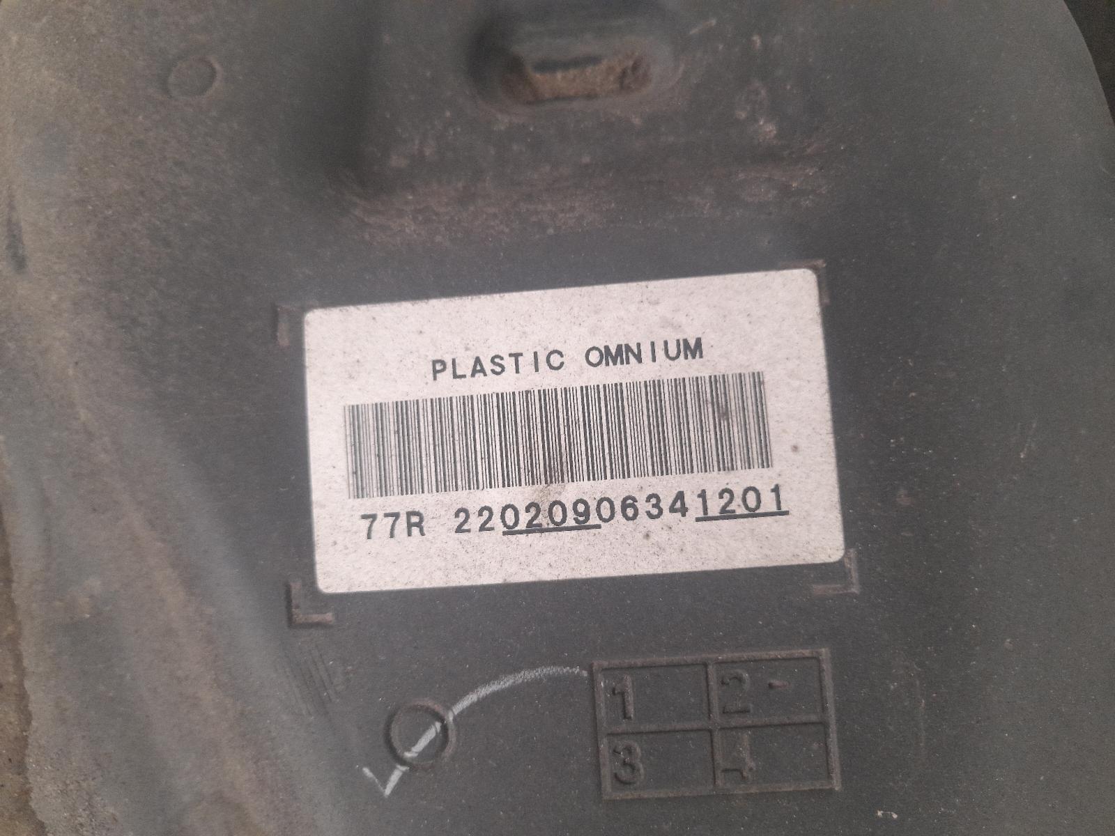 View Auto part Fuel Tank Suzuki Jimny 2022