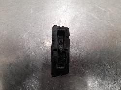 View Auto part Misc Switch/Relay Maserati Levante 2019