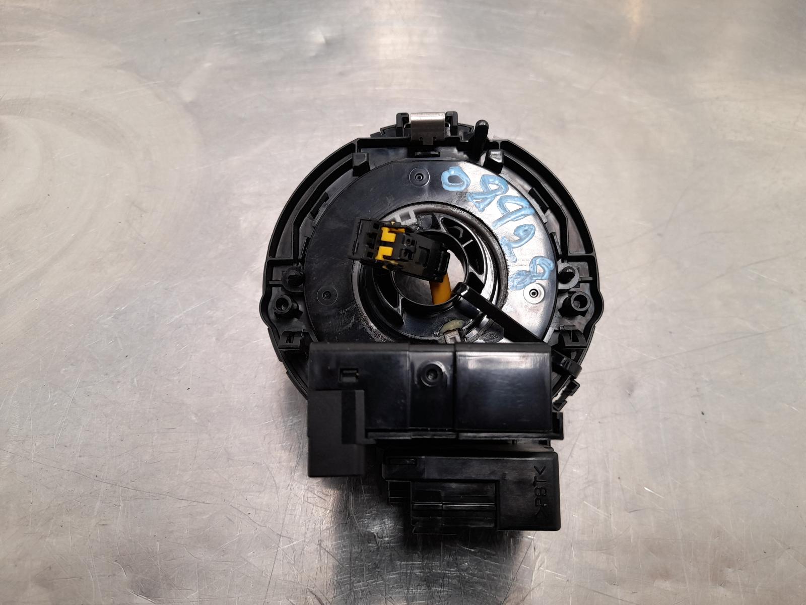 View Auto part Airbag Module/Sensor Suzuki Vitara 2011
