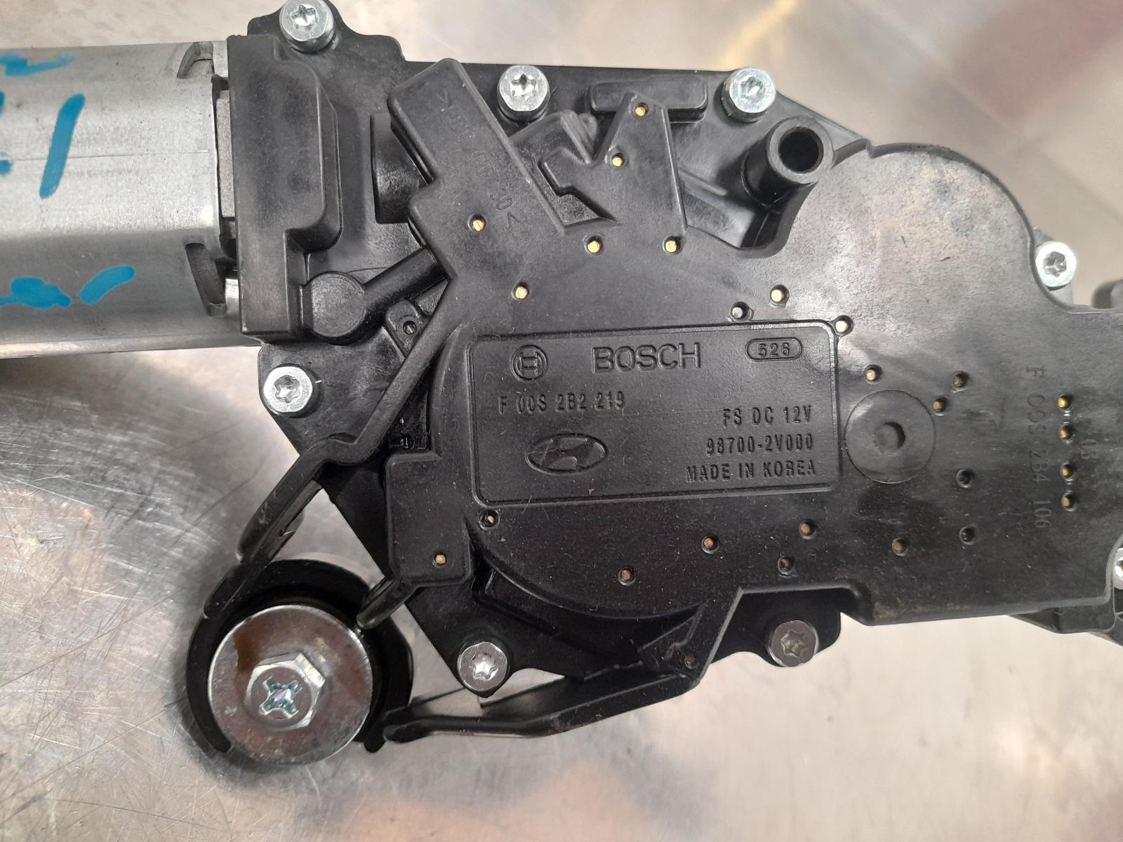 View Auto part Wiper Motor Hyundai Veloster 2014