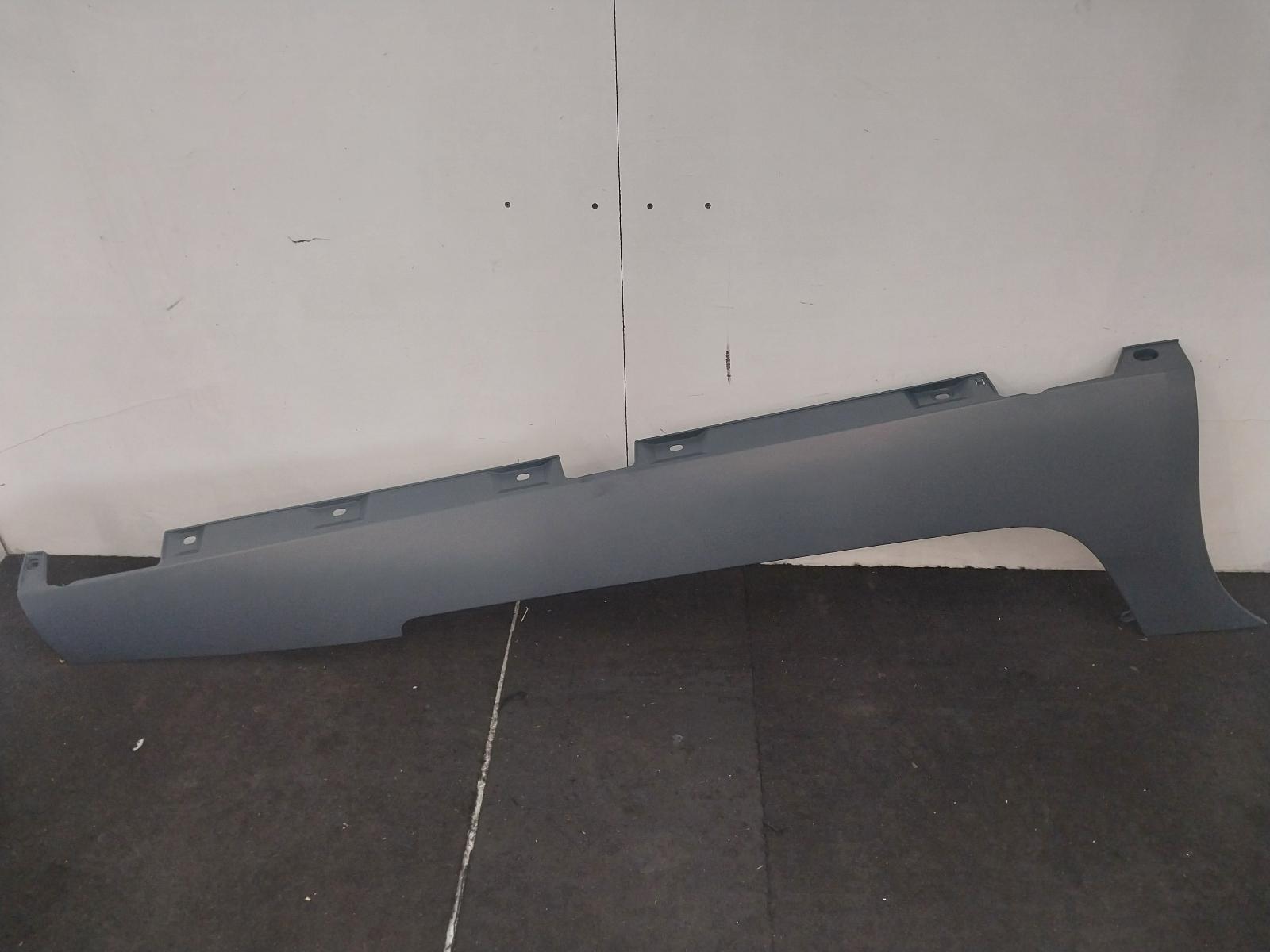 View Auto part Side Step/Skirt Mercedes Gt Amg 2019