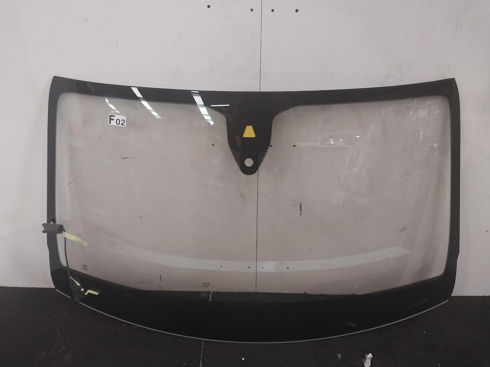 2024 Bentley Bentayga Windshield View Auto part Windshield Bentley Bentayga 2024