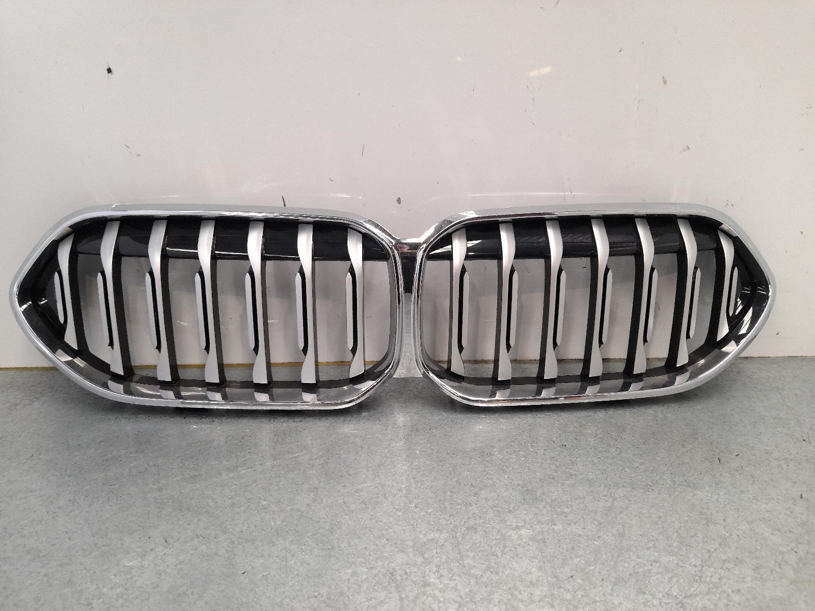 2020 Bmw 1 Series Grille View Auto part Grille Bmw 1 Series 2020