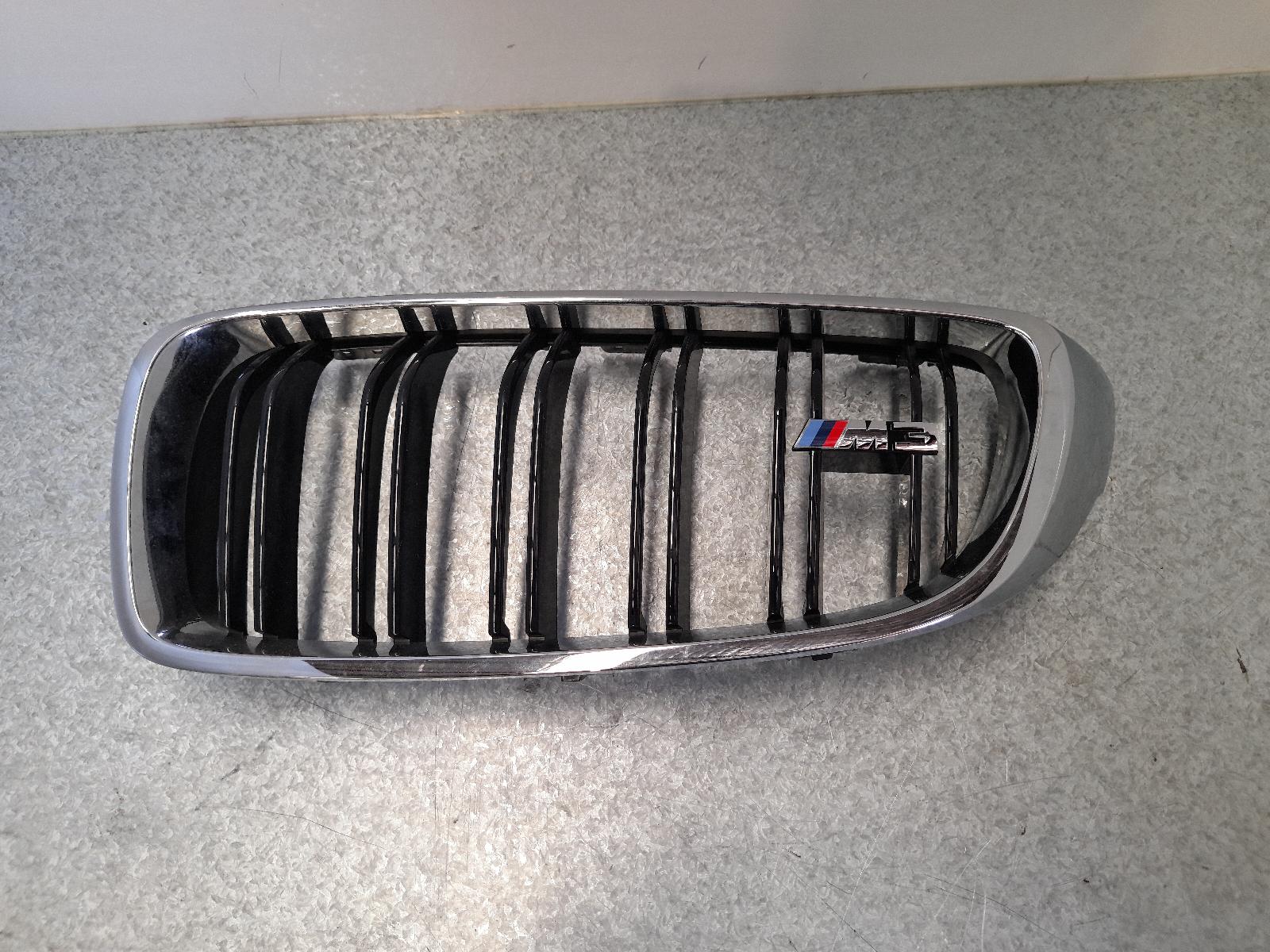 View Auto part Grille Bmw 3 Series 2018