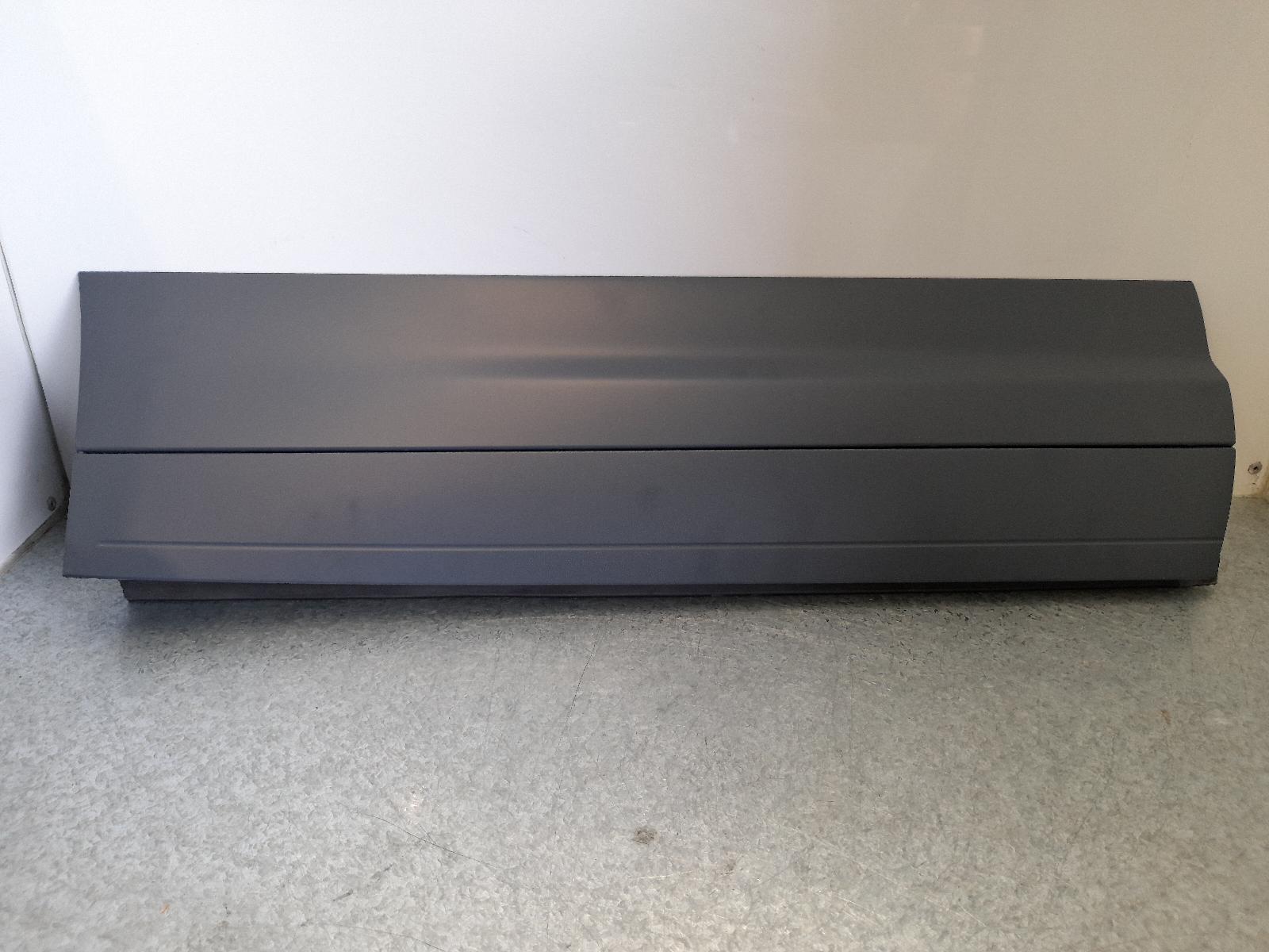 View Auto part Body/Door Mould Porsche Cayenne 2015