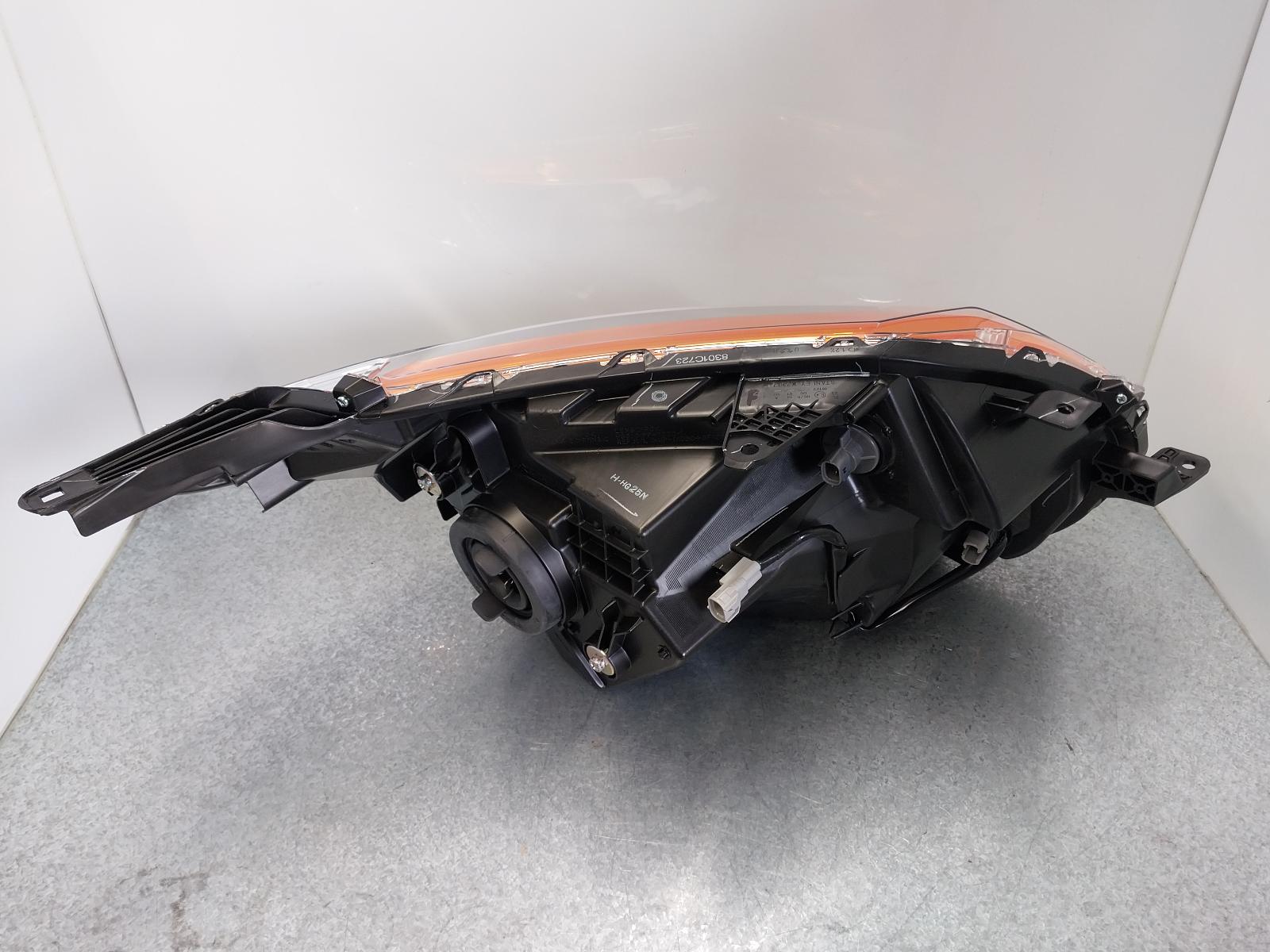 2016 Mitsubishi Triton Left Headlamp View Auto part Left Headlamp Mitsubishi Triton 2016
