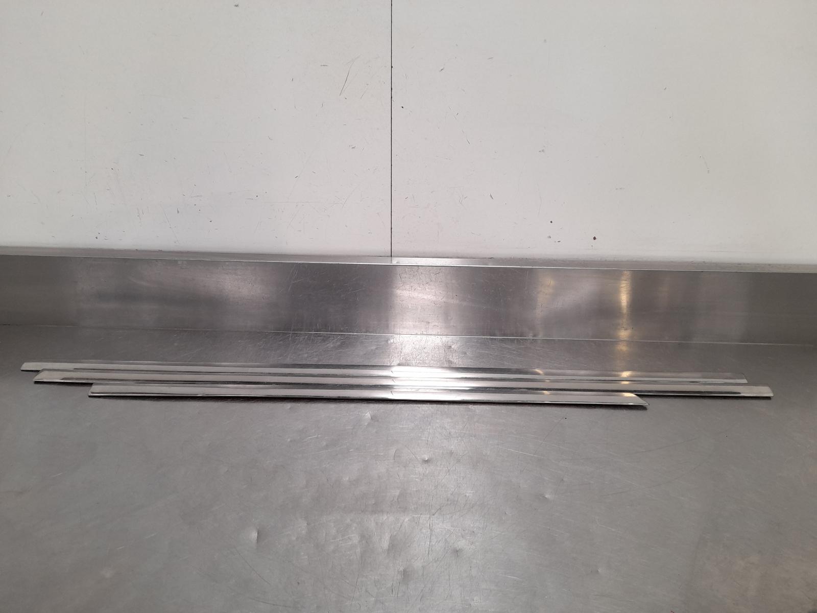 2008 Bentley Continental Body/Door Mould View Auto part Body/Door Mould Bentley Continental 2008