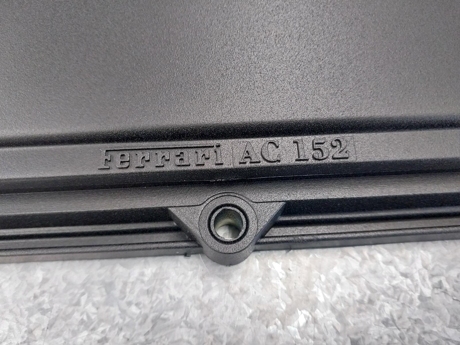 View Auto part Air Cleaner/Box Ferrari F12 2013