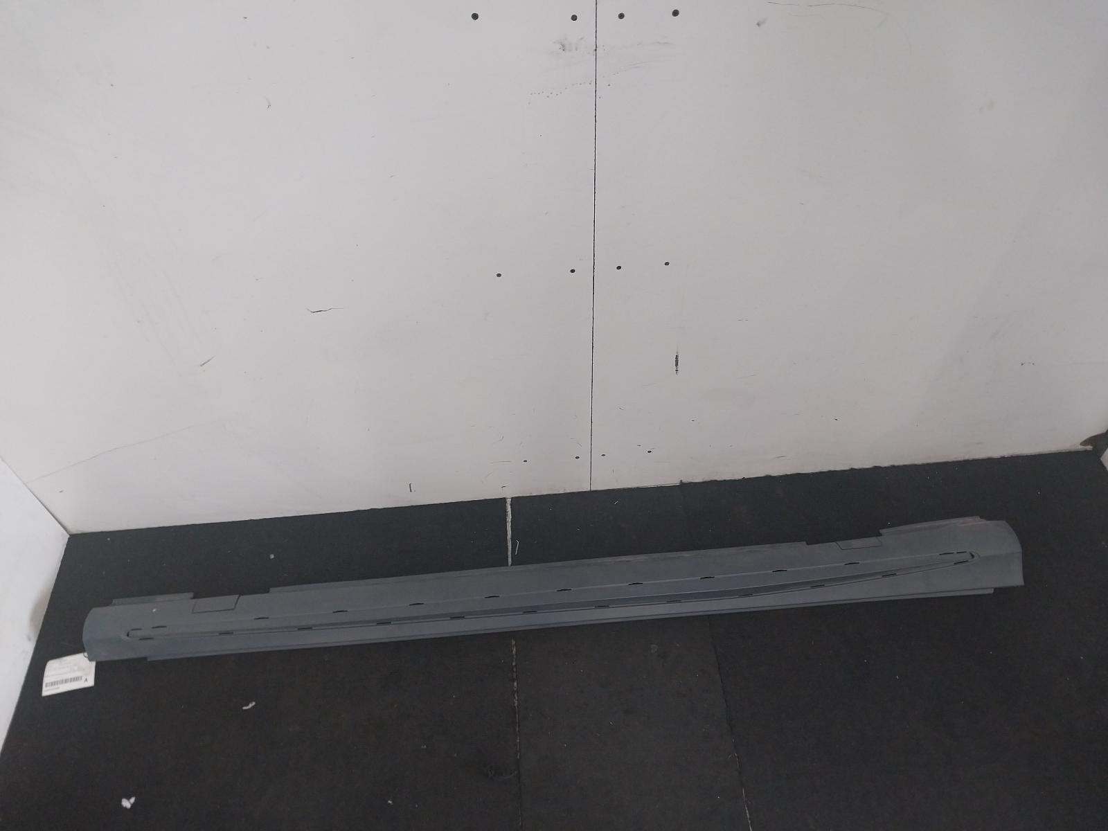 View Auto part Side Step/Skirt Mercedes A Class 2013