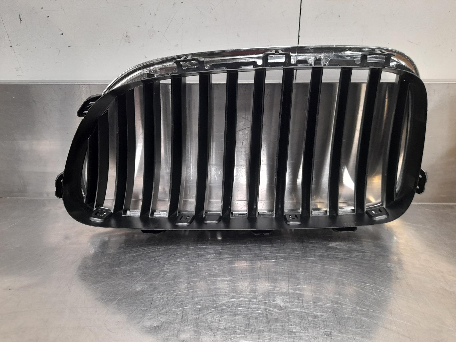 View Auto part Grille Bmw 5 Series 2013