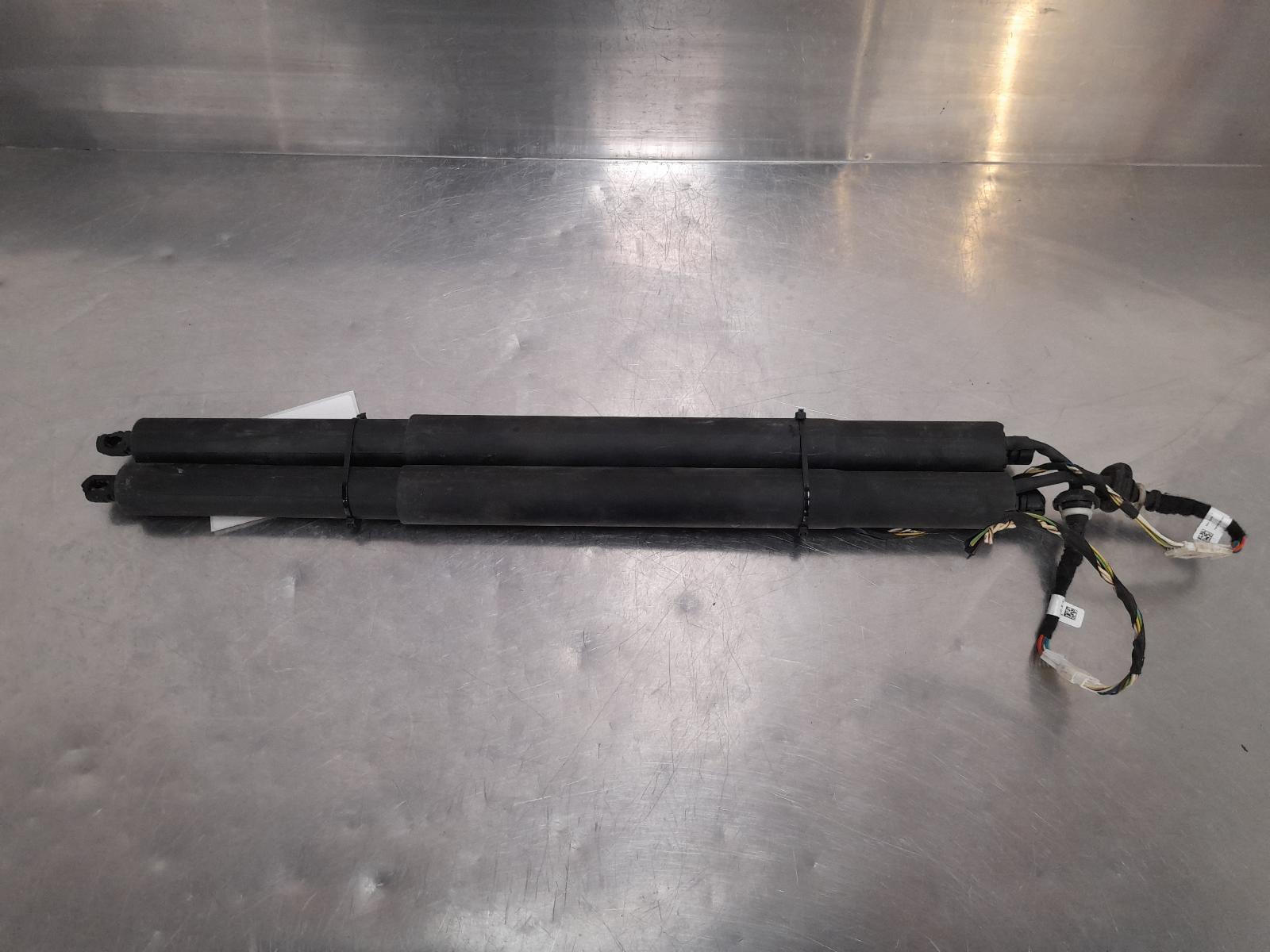 View Auto part Hatch Strut Bmw X5 2019