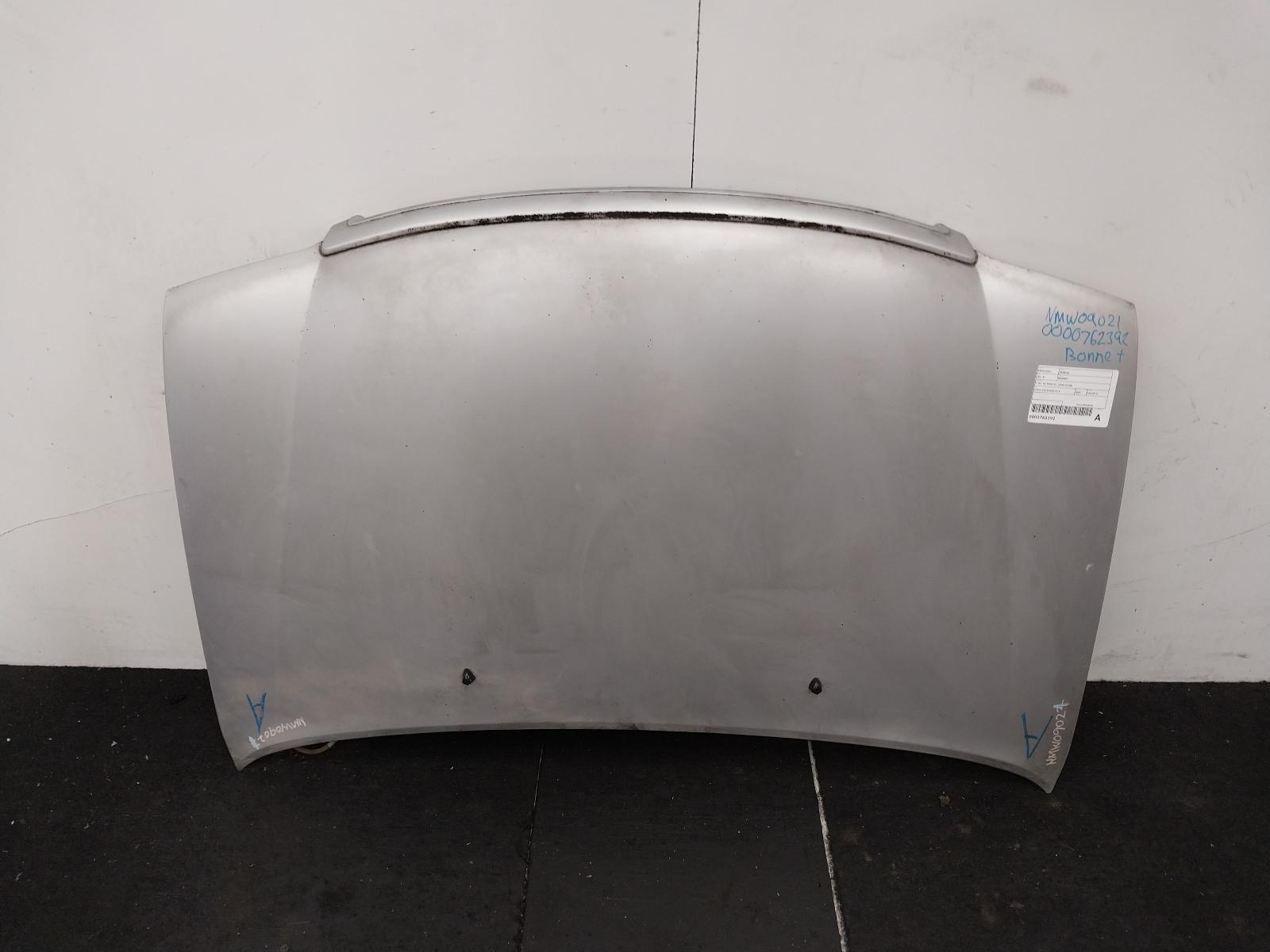 View Auto part Bonnet Daihatsu Terios 2004