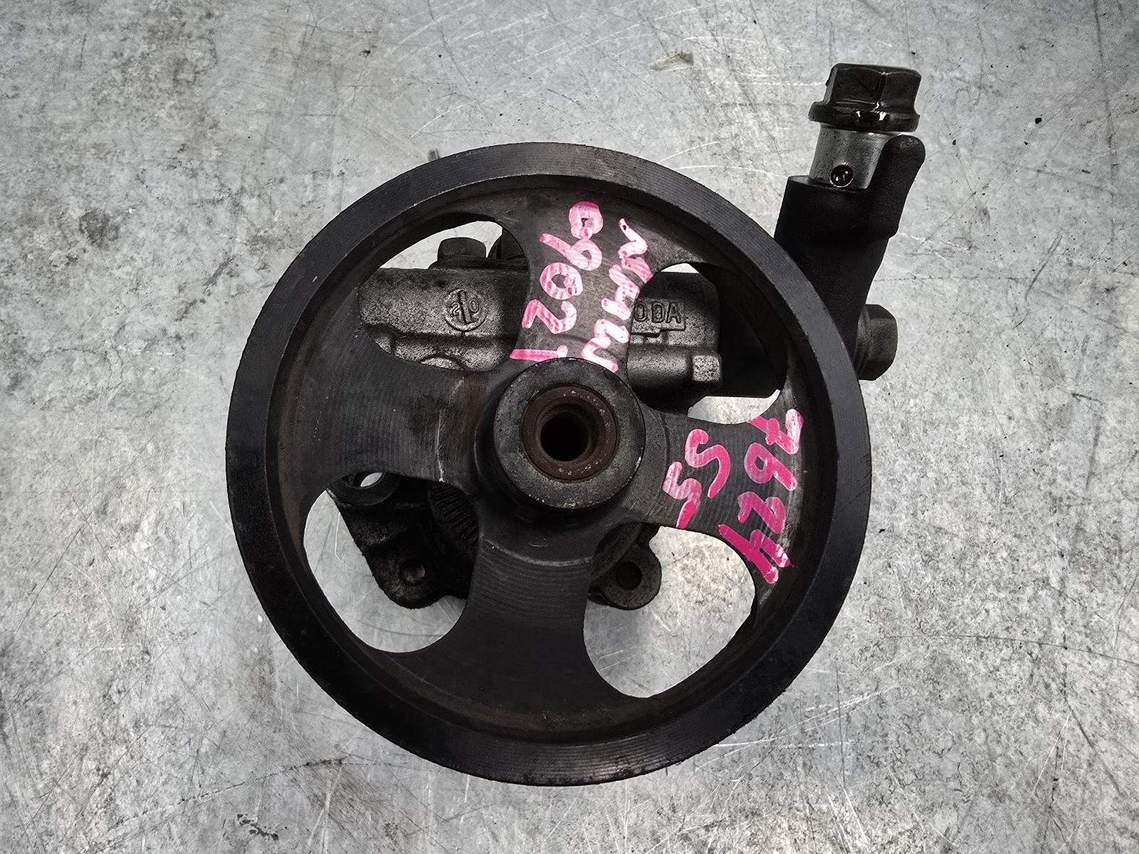 View Auto part Steering Pump Daihatsu Terios 2004