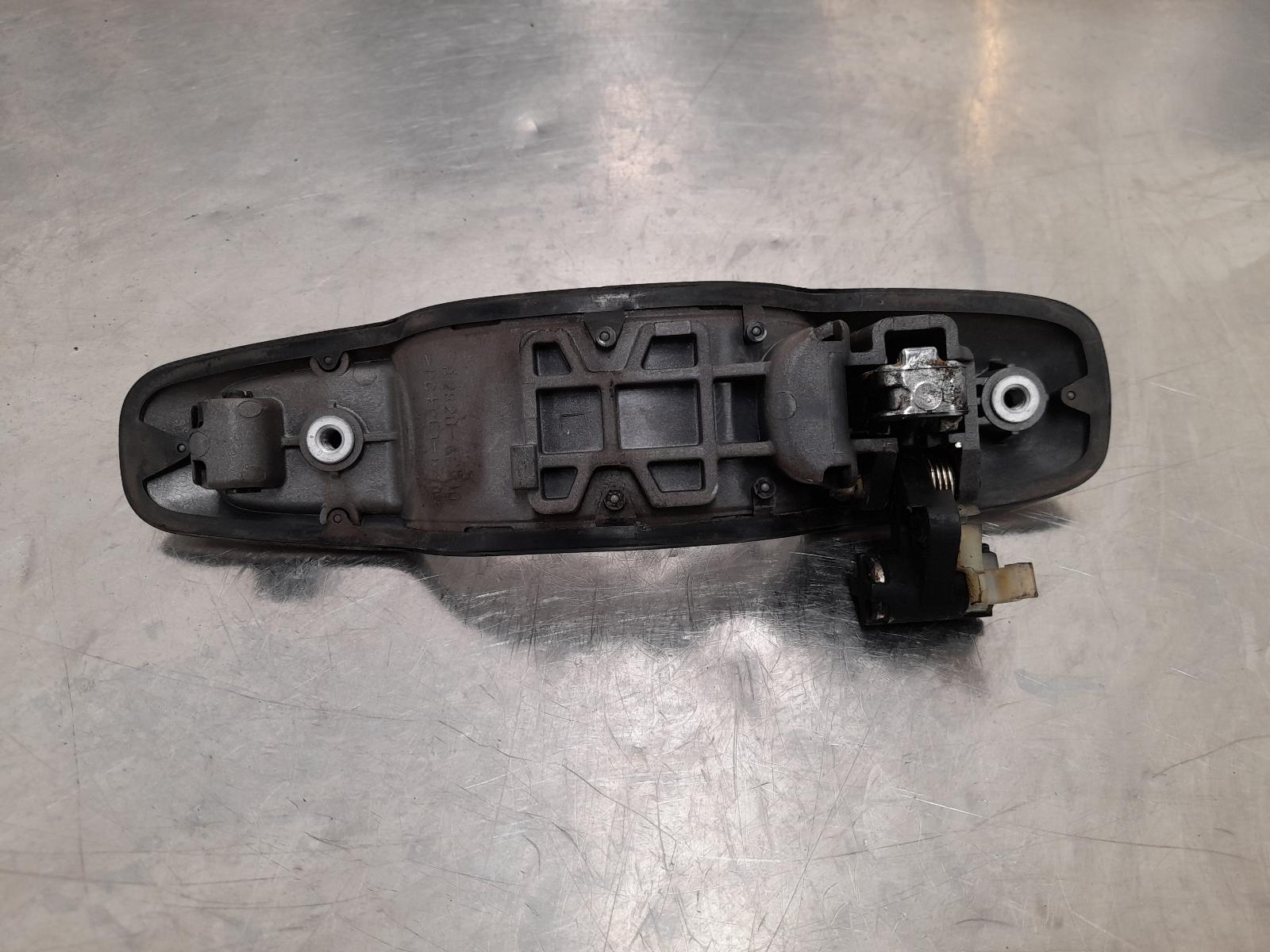 View Auto part Door Handle Suzuki Xl7 2005