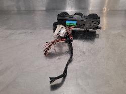 View Auto part Heater/Ac Controls Suzuki Xl7 2005