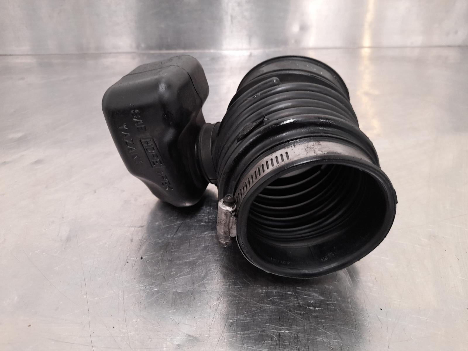 View Auto part Air Cleaner Duct/Hos Suzuki Xl7 2005