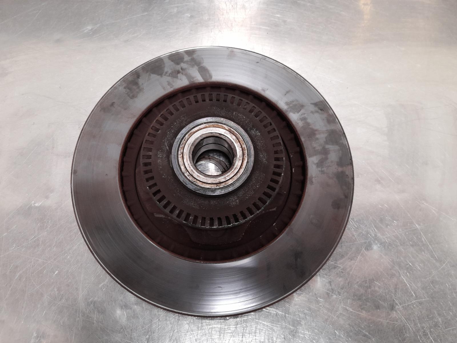 View Auto part Left Front Hub Assembly Suzuki Xl7 2005