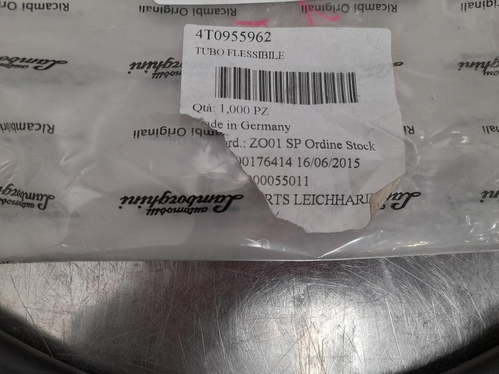 2015 Lamborghini Huracan Water Pipes/Outlets View Auto part Water Pipes/Outlets Lamborghini Huracan 2015