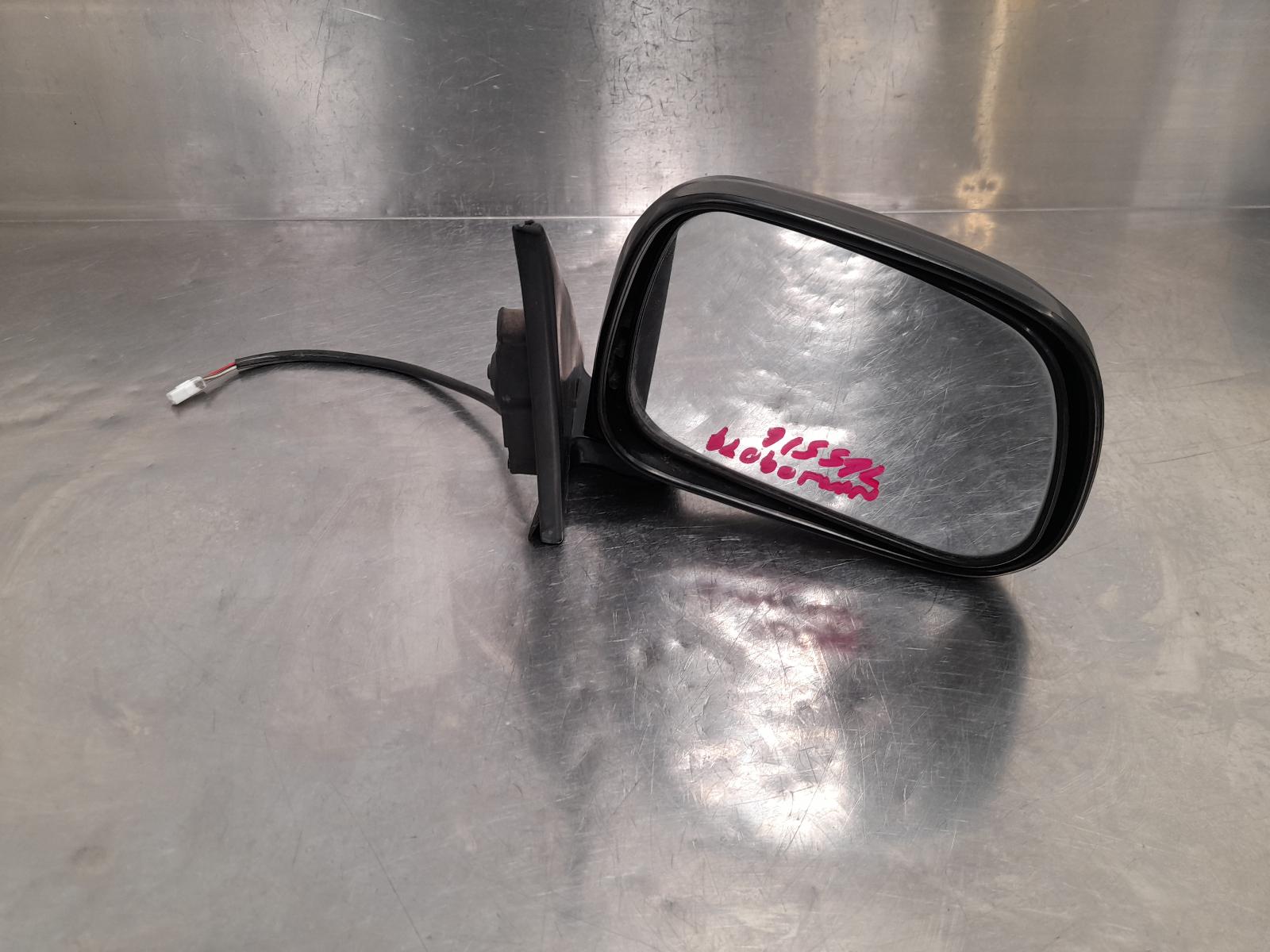 1995 Daihatsu Feroza Right Door Mirror View Auto part Right Door Mirror Daihatsu Feroza 1995