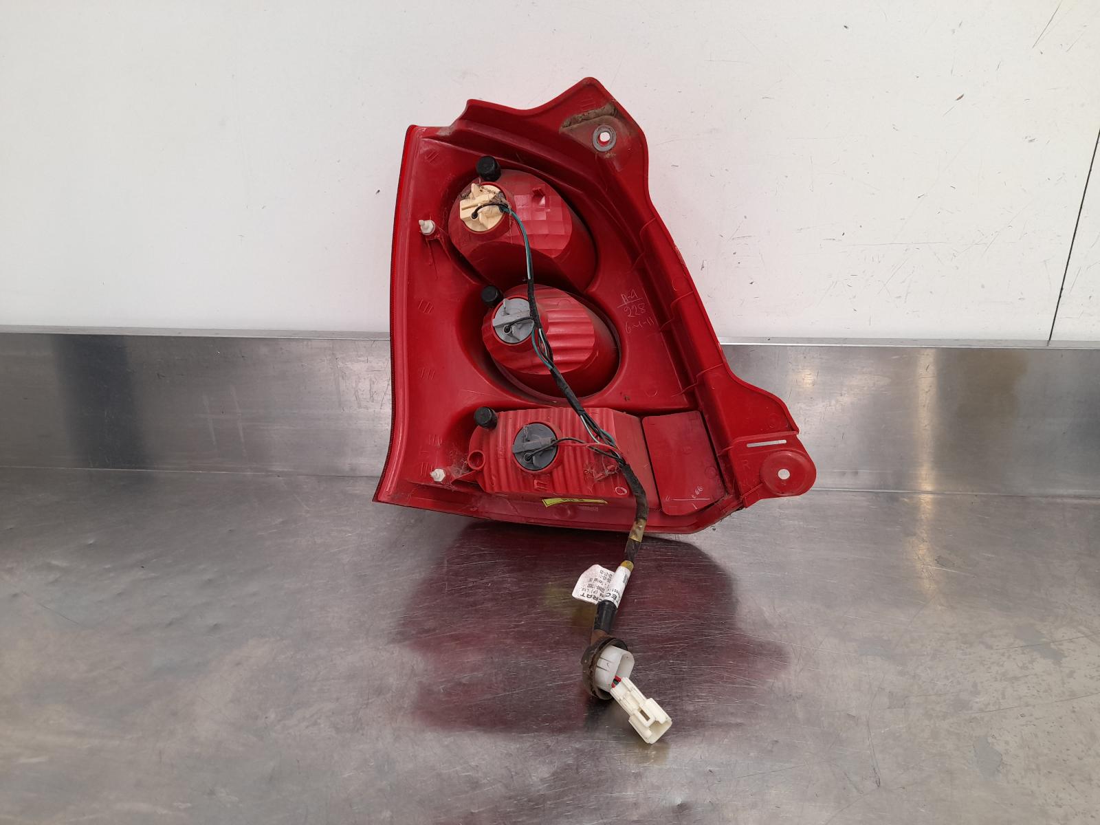 View Auto part Right Taillight Suzuki Alto 2010