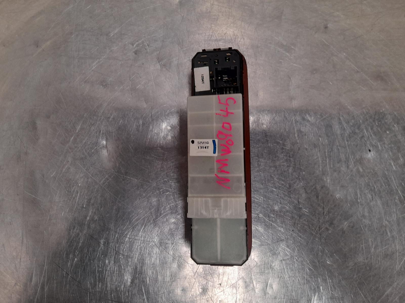 View Auto part Pwr Dr Wind Switch Suzuki Xl7 2005
