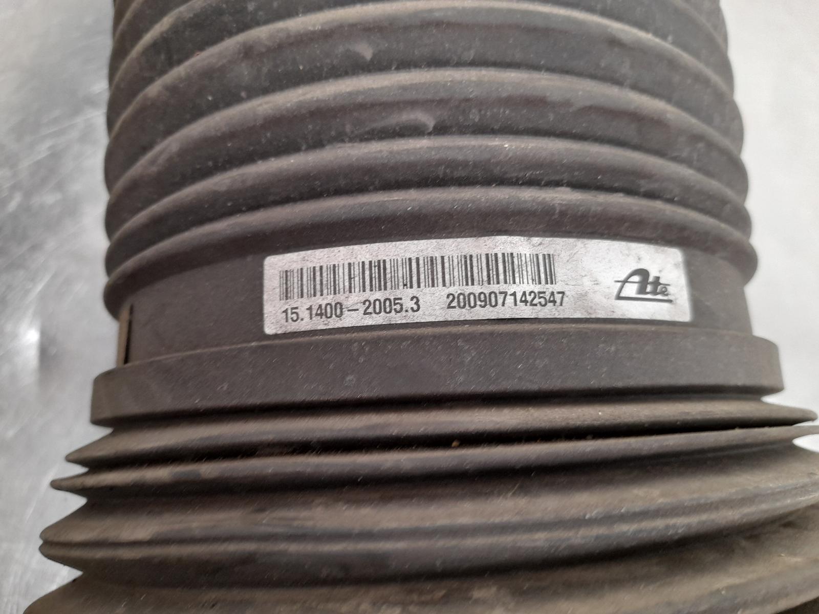 View Auto part Rear Coil Spring Maserati Levante 2019