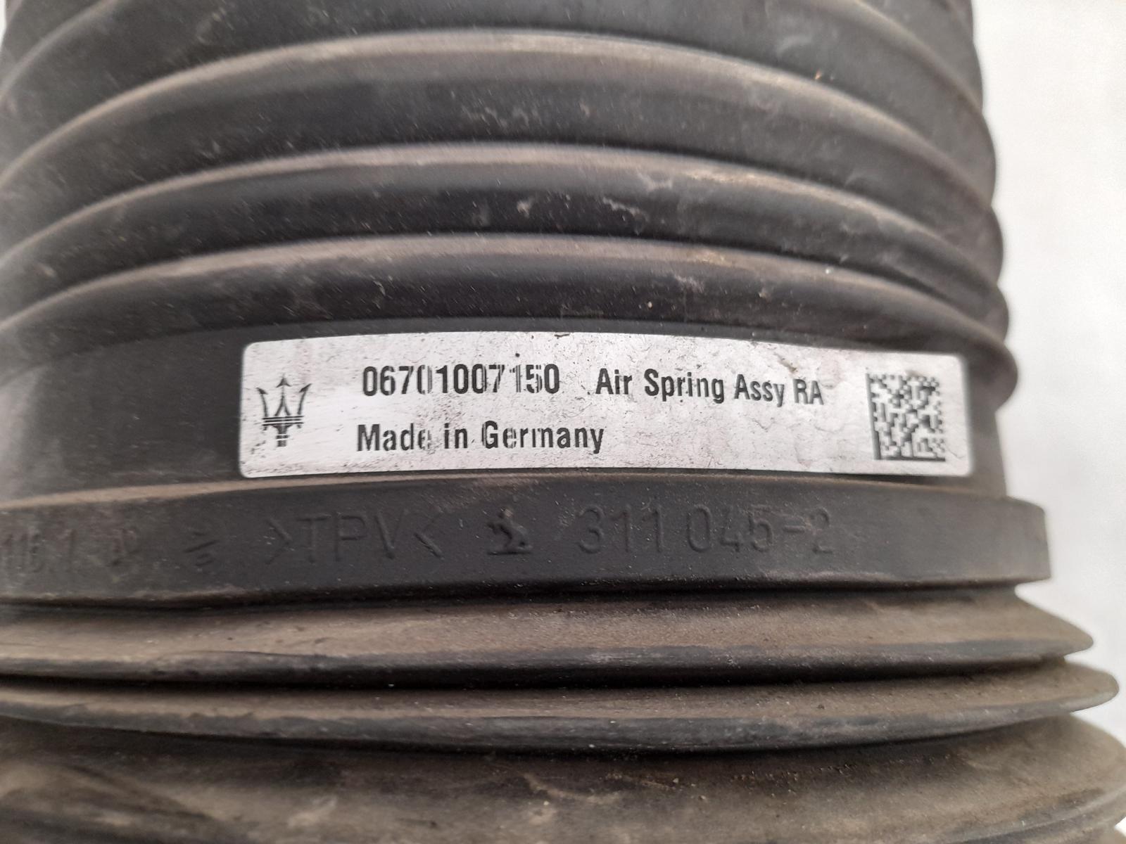 View Auto part Rear Coil Spring Maserati Levante 2019