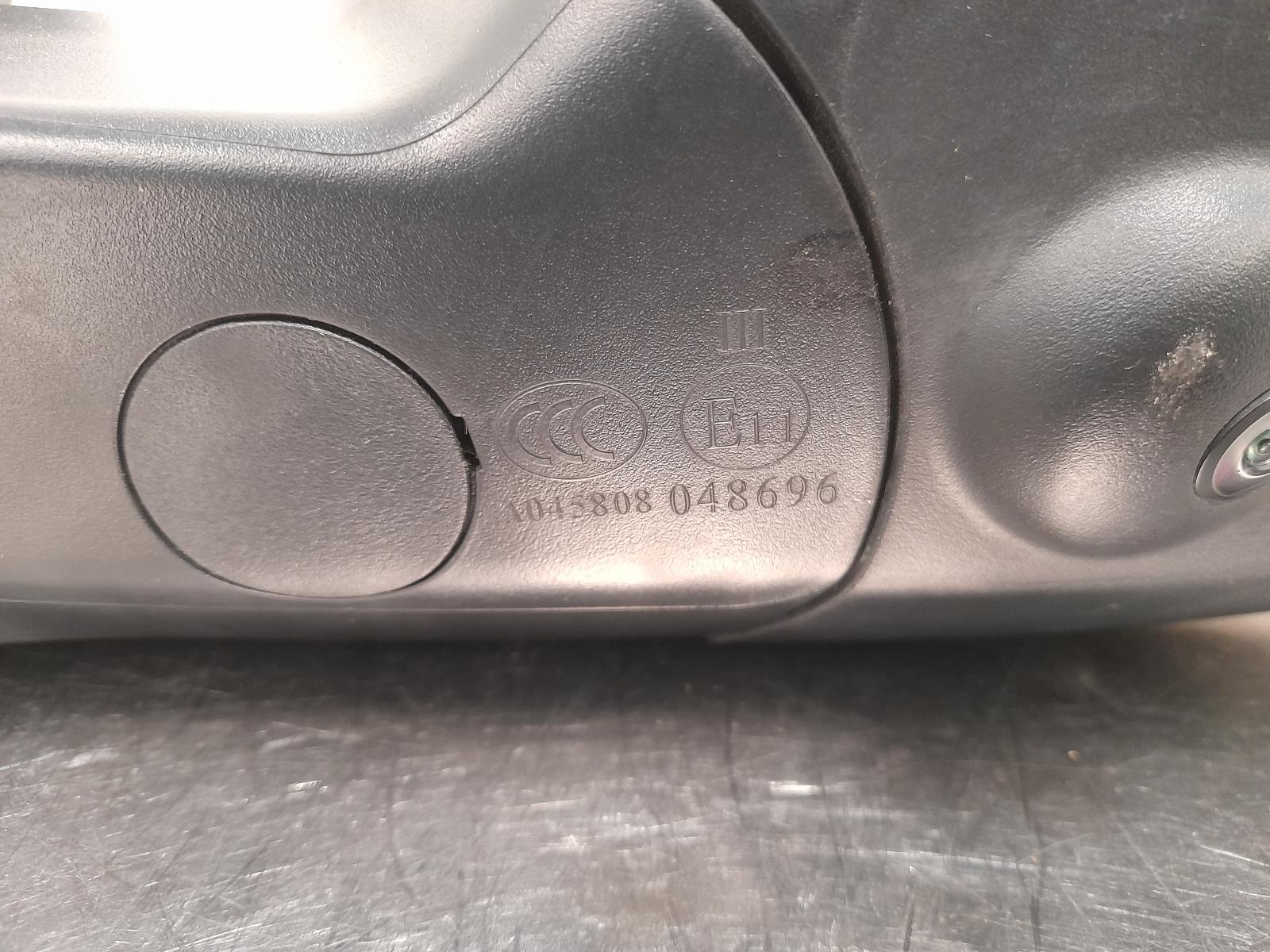 View Auto part Right Door Mirror Ldv T60 2022