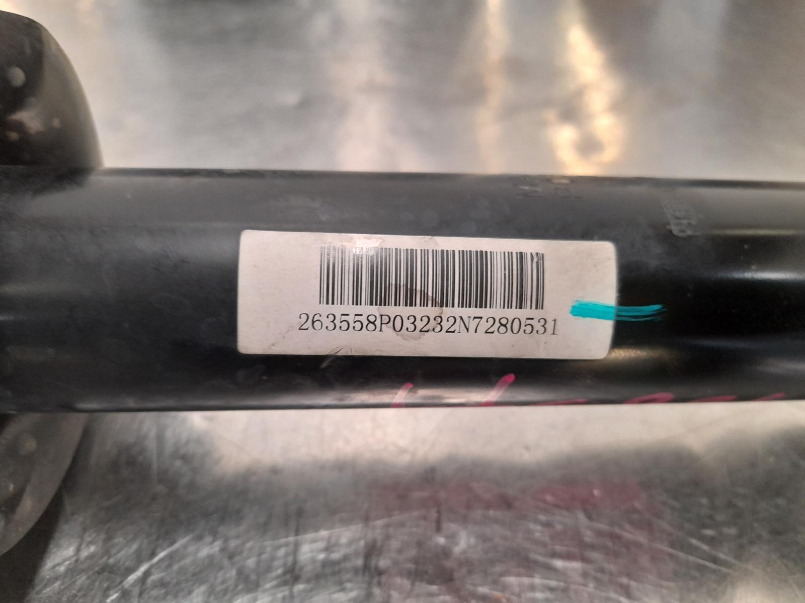 View Auto part Left Front Strut Ldv T60 2022