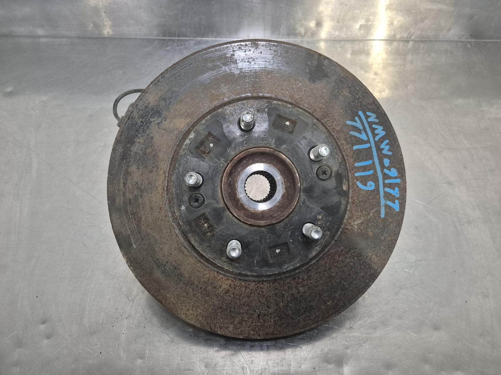 View Auto part Left Front Hub Assembly Hyundai Elantra 2017